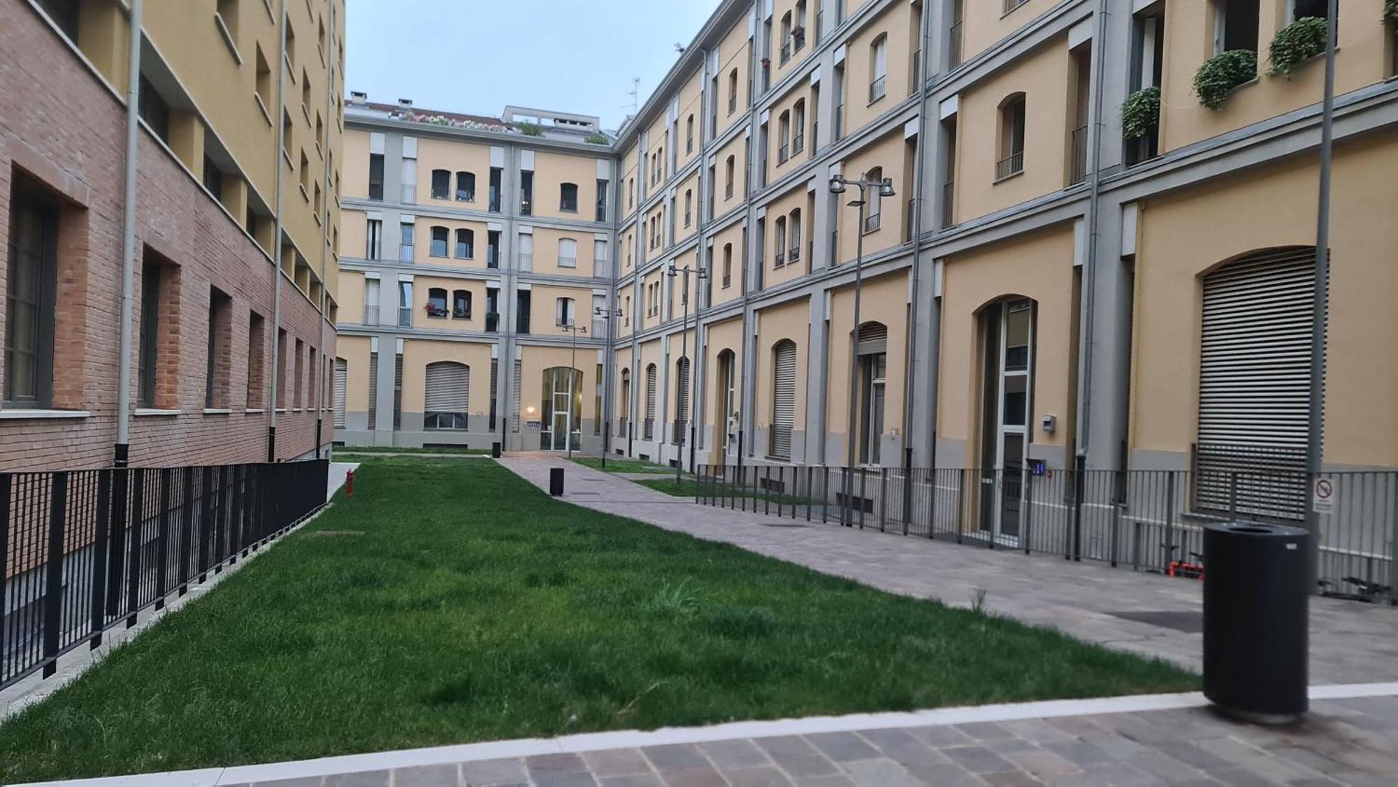 Milan Space Loft - Apartment Close To M5 Subway - Free Parking - Sky & Netflix Tv Kültér fotó